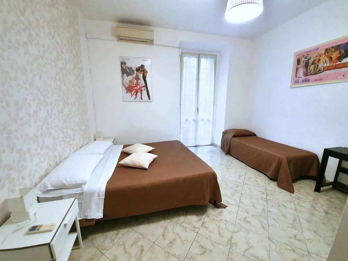 New Rome House Bed & Breakfast
